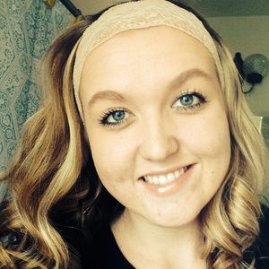 Meet your Posher, Ashlie