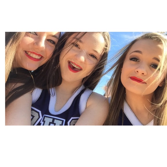 Meet your Posher, Caroline