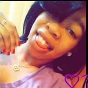 Meet your Posher, Iesha