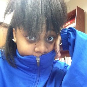 Meet your Posher, Adrianna