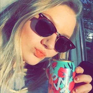 Meet your Posher, Kenzie