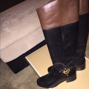 Michael Kors Fulton Harmess Boots
