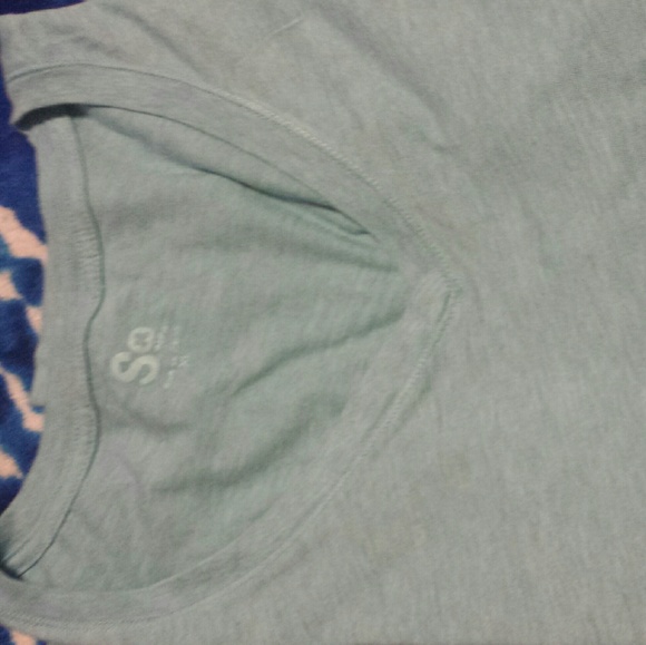 So v neck long sleeve t-shirt