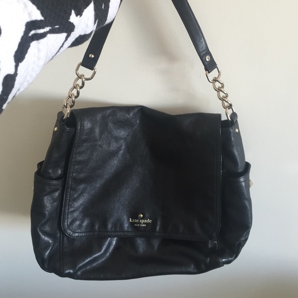 KATE SPADE black leather handbag.