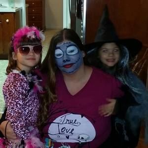 Meet your Posher, Angela