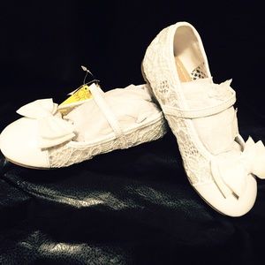 White Shoes TD