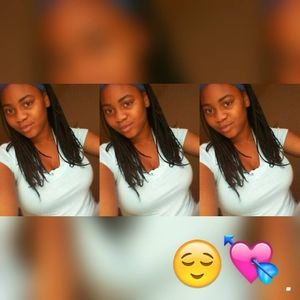 Meet your Posher, Monae