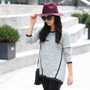 Lou & Grey Sweaters - PRICE DROP‼️ Black and Grey Sweater Lou & Grey Sweaters - PRICE DROP‼️ Black and Grey Sweater