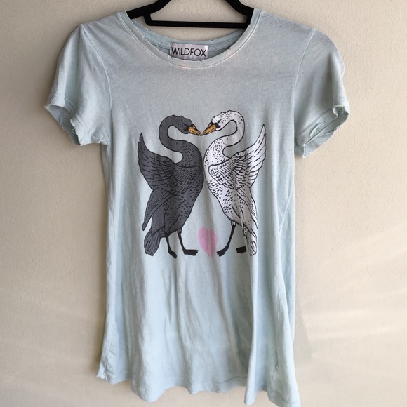 WILDFOX kissing swans t-shirt