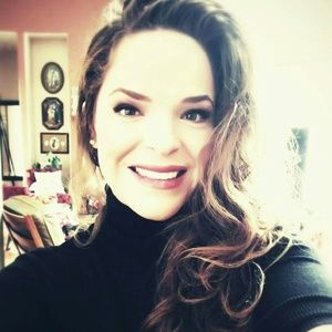 Meet your Posher, Laurie