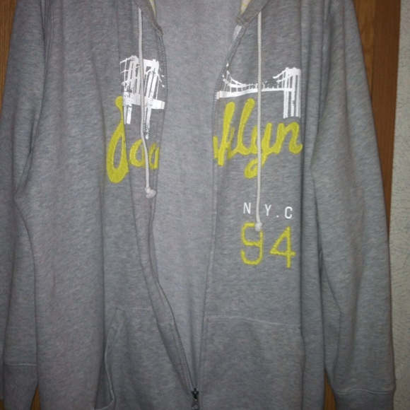 🔴SOLD🔴Old navy hoodie - Picture 2 of 2