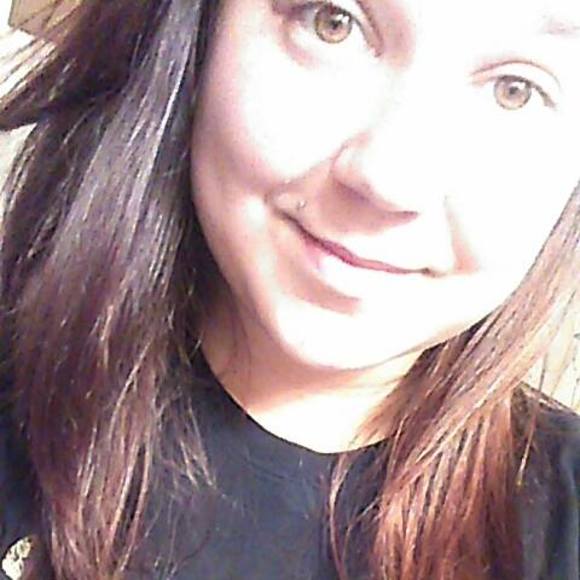 Meet your Posher, Brittney