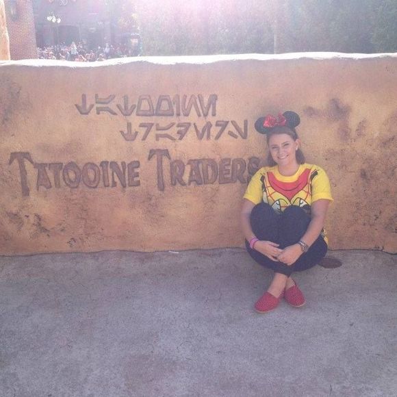 Meet your Posher, Kelsey - Picture 1 of 1