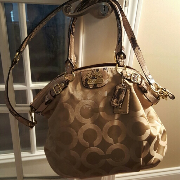 Coach handbag