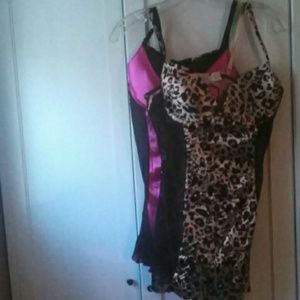 2 sexy nities size 36C