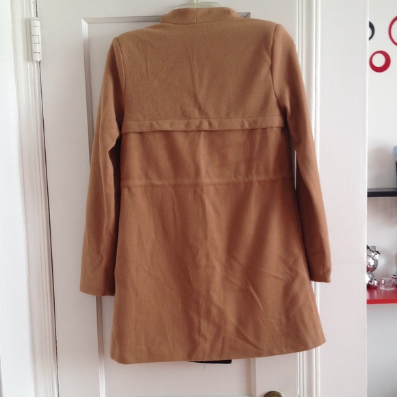 jacket - Picture 3 of 3