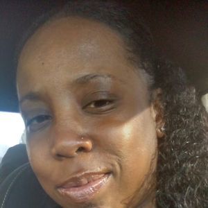 Meet your Posher, Mone