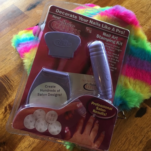 Nail art stamping kit