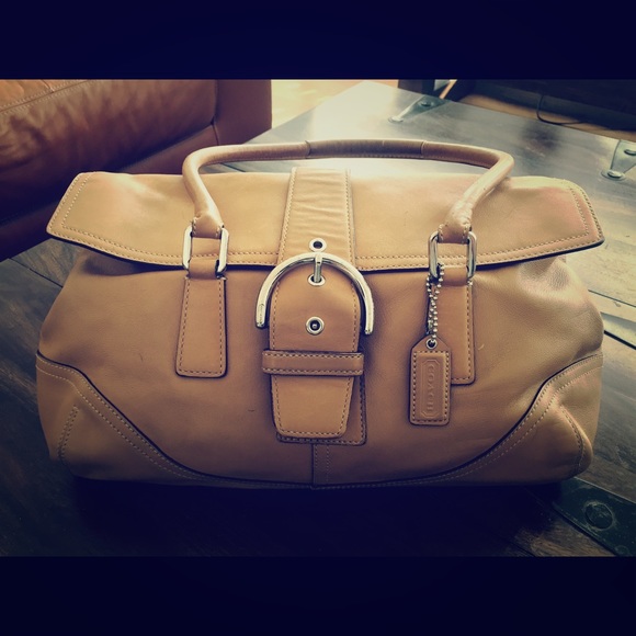 Coach tan leather purse