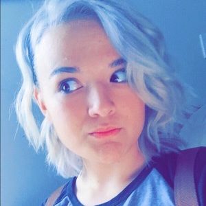 Meet your Posher, Julie