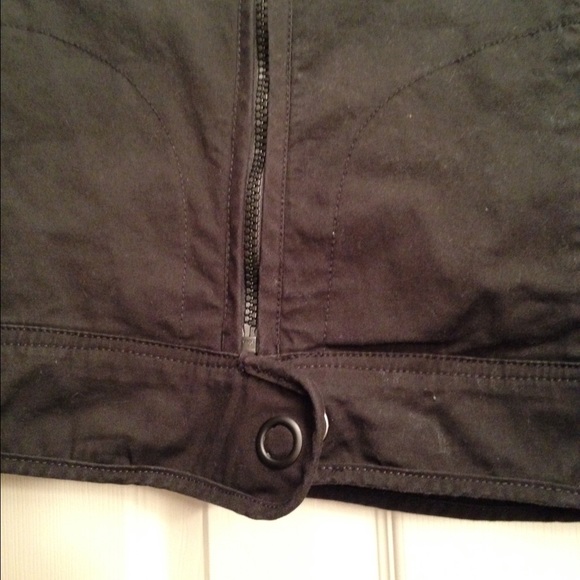 Jacket - Picture 3 of 4