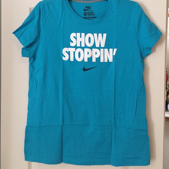 Women's XL Nike Tshirt
