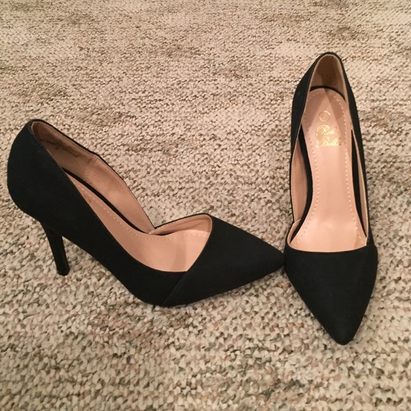 Single sole black heel