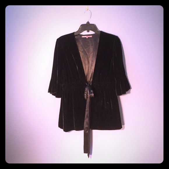 Fabulous black velvet shawl, never worn