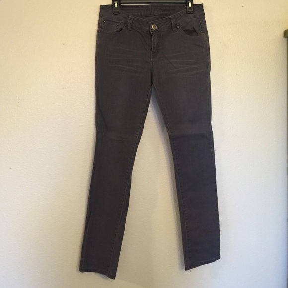 Dark gray skinny jeans by Rue 21 size 9/10