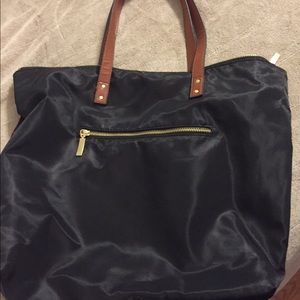 Old navy hand bag