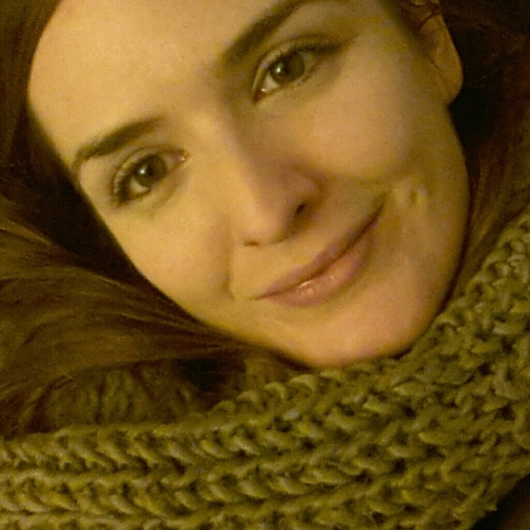 Meet your Posher, June - Picture 2 of 3