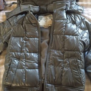 NWOT Old navy grey puff jacket