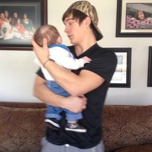 Meet your Posher, Adehna