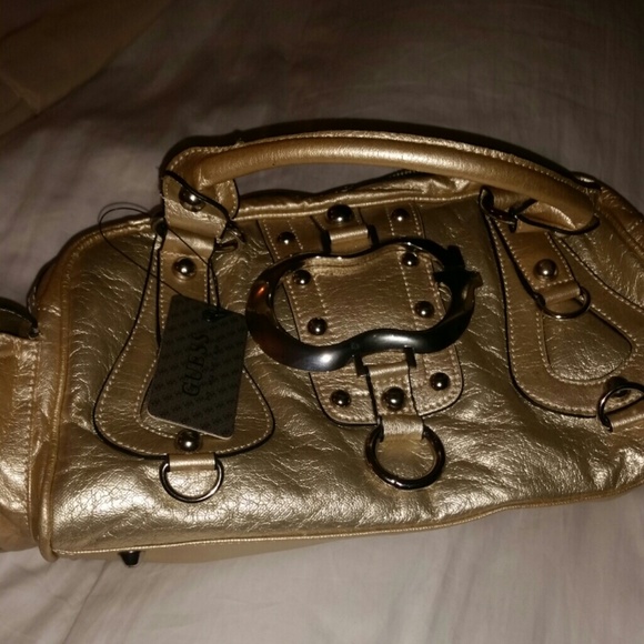 NEW Light Gold Leather Guess Handbag w/ pockets - Picture 4 of 4