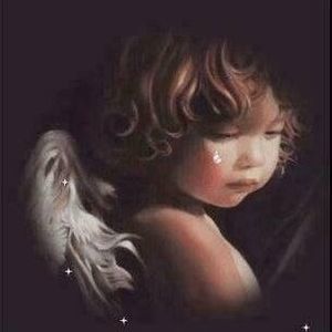 Meet your Posher, Claudia