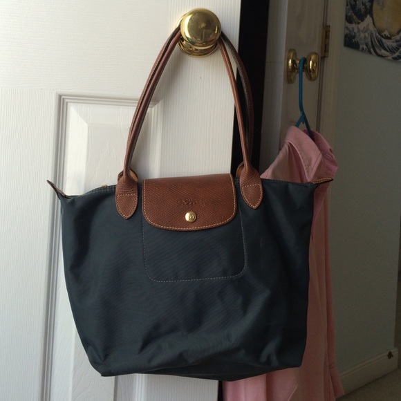 longchamp sling bag medium