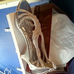 SIZE 10 SILVER RHINESTONE PUMPS HEELS SHOES