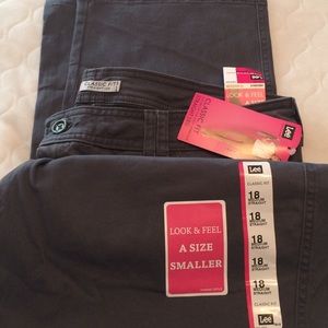 Lee Classic fit straight leg pants