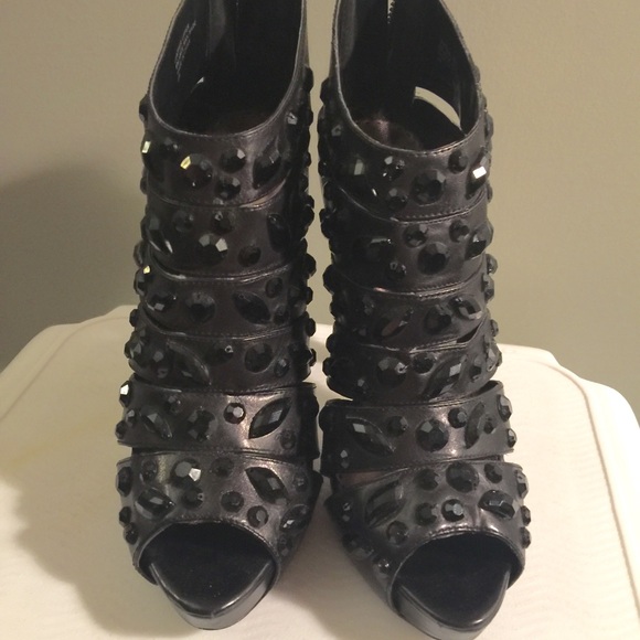 Bebe Heels - Picture 3 of 4