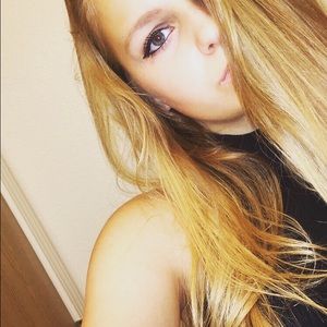 Meet your Posher, Helena