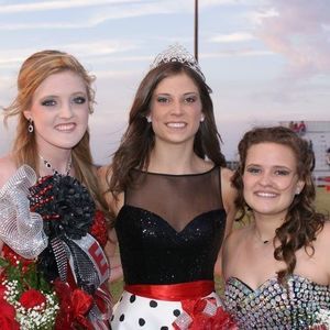 Meet your Posher, Danette