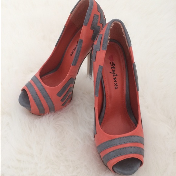 👠heels - Picture 2 of 2