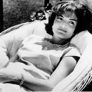 Meet your Posher, Arielle