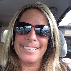 Meet your Posher, Dawn