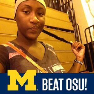 Meet your Posher, Lay