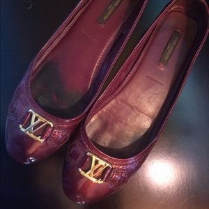 Louis Vuitton flats