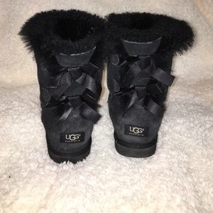 Black Bailey Bow Ugg Boots