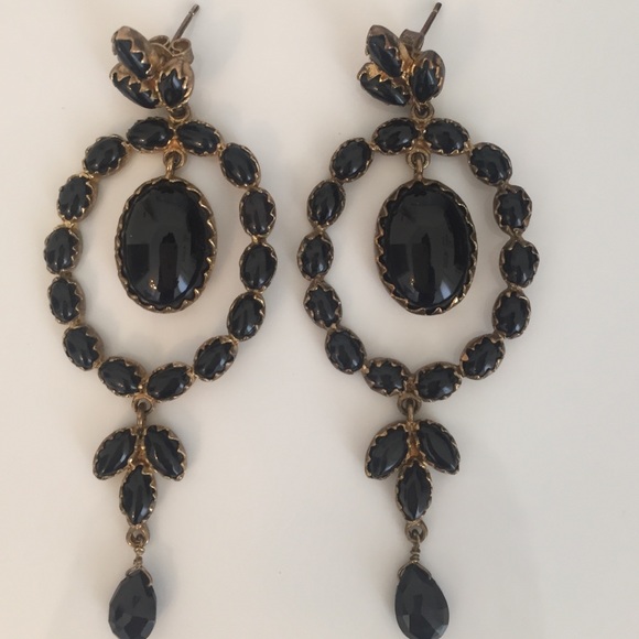 Stella and Dot black and gold chandelier earrings