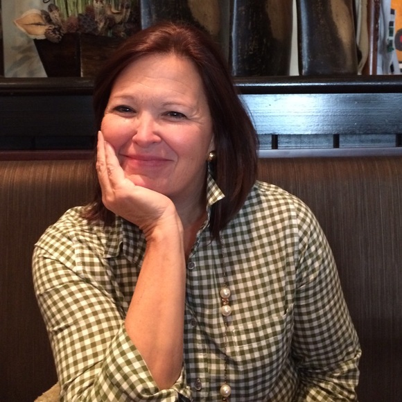 Meet your Posher, Angela - Picture 1 of 1