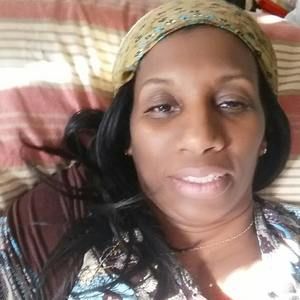 Meet your Posher, Pam